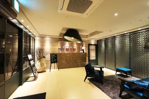 SR Design Hotel - Image 2