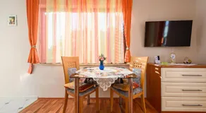 House Alma - Image 3