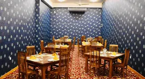 Hotel Summer Haven - Image 3