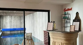 Villa cœur de ville avec piscine - Image 3