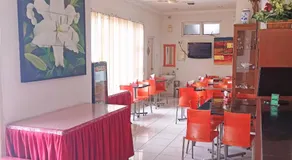 Hotel Flamboyan - Image 5