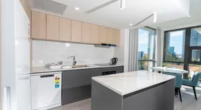 Boutique Apartments Southport - Image 4