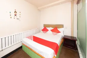 OYO Runfeng Hotel - Image 1