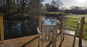 Waterside Shepherds Hut - Image 3