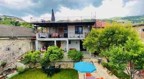 Mani Guest House - Image 5