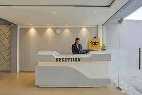 FabHotel New R Inn - Image 3