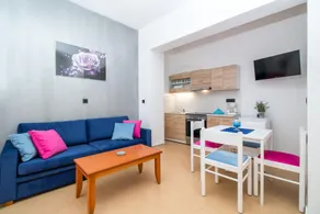 Kahlua Hotel Apartments - Image 3