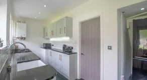 Sophisticated Home with Beautiful & Large Garden - Image 3