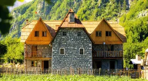 Shpella Guesthouse Theth - Image 5