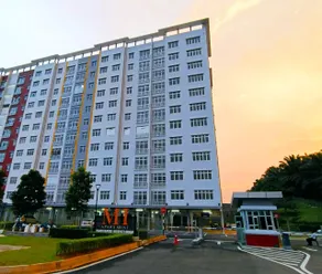 Kulai Apartment 3BR-5BR near IOI, Aeon and Senai Airport - Image 3