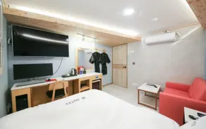 Noryangjin N.Stay - Image 2