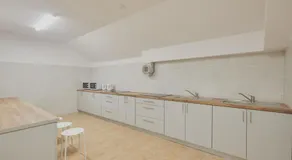 Hostel L44 - Image 2