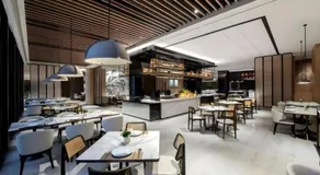 Seaview Gleetour Hotel Shenzhen Eastwing building - Image 4