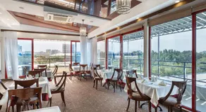 Smart Hotel Bishkek - Image 4