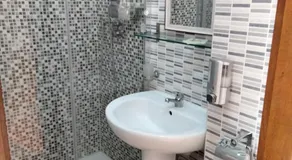 Hotel Lombardia - Image 2