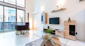 Oshun Sanchinarro Seasonal Living Lofts - Image 2