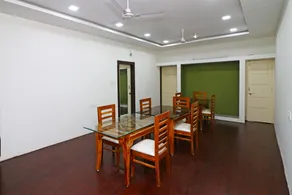 Hotel O Krishna Hotel and Restaurant - Image 4