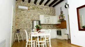 Old house - Image 4