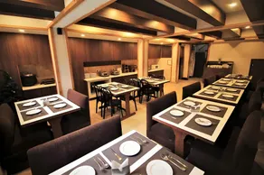 Hotel Orchid - Image 2
