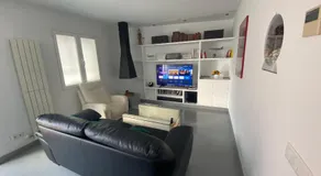 Lindo apartamento perto de Madrid Rio com estacionamento - Image 3