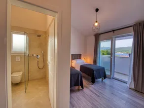 Villa in Pridraga with Pool near the Sea - Image 5