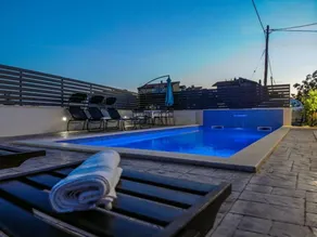 Apartment Zdene A1 Kastel Luksic, Riviera Split - Image 4