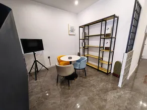 Jingjing Luxury Hotel (Luoyang Normal University Branch) - Image 4