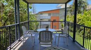 Alstan 3 Bedroom Beach House - Image 4