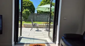 Farm View Lodge - Image 3