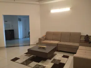 Private Room in 3BHK Homestay with Balcony - Image 4