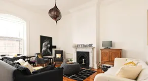 The Ivy Bank - Image 3