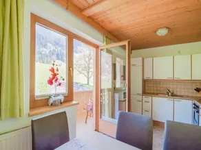Apartment with panoramic view - Image 5