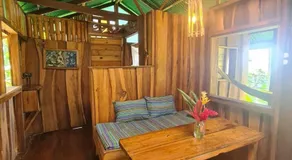 Live the Jungle - Rustic Refuge - Image 3