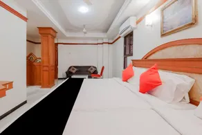 Capital O Hotel Sathyam By Coastal Grand Hotels & Resorts - Image 2