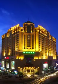 Babylon Hotel - Image 2
