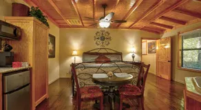 Bed & Breakfast on White Rock Creek - Image 3