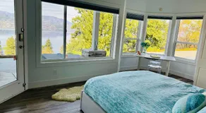 Lakeview Bed and Breakfast - Image 2