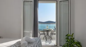 Hiona Seaside - Image 4