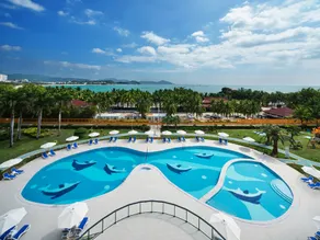 Landscape Beach Hotel Sanya - Image 3