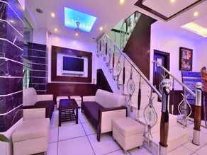Hotel Sai International - Image 2