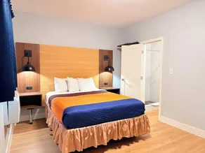 Double N Motel - Image 5