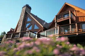 Selenia Lodge - Image 2