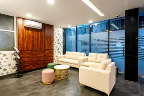Yellow Sapphire Hotel Gachibowli - Image 2
