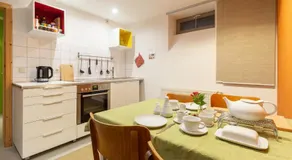 Ferienwohnung Alte Falknerei - Image 2