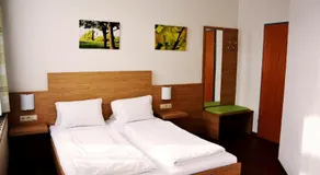 Doppelzimmer mit WLAN - Image 5
