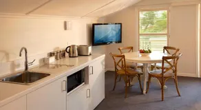 Plantation House at Whitecliffs Bed and Breakfast - Image 4