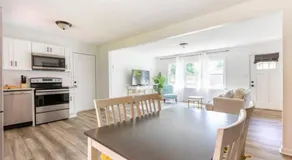 Bohemian Retreat Newly Remodeled with New Hot tub - Image 3