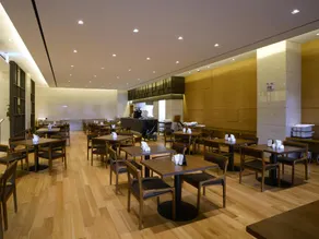Astar Hotel - Image 2