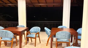 Rainforest Mount Lodge - Image 5