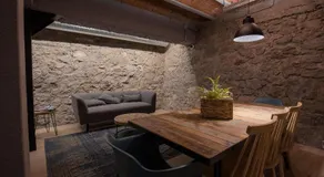 Font Andorra Hostel by Nexta - Image 4